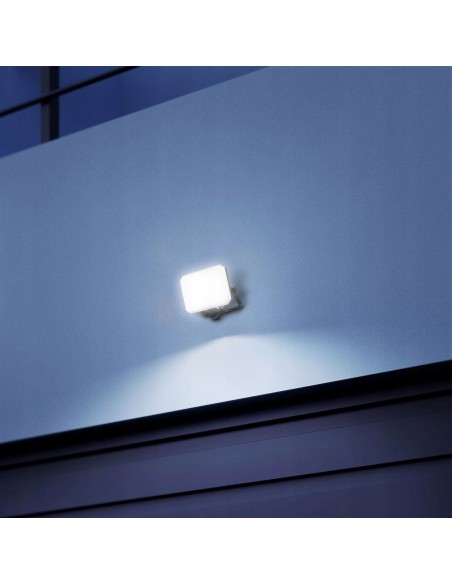 LAMPA NAŚWIETLACZ HALOGEN reflektor LED zewnętrzny IP65 IK07 1900lm 20W