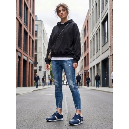 Buty sportowe damskie CROSS JEANS sneakersy miejskie lekkie JJ2R4022C 40